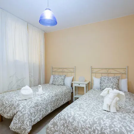 Homelike Las Vistas Beach Views Daire *