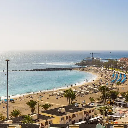 Homelike Las Vistas Beach Views *
