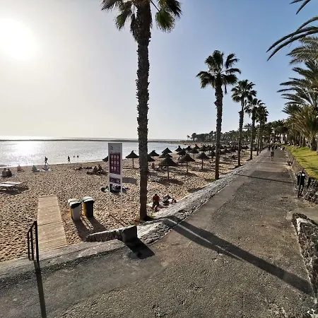 Homelike Las Vistas Beach Views Apartman *